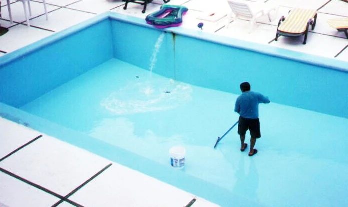 Có cần thực hiện bảo dưỡng Hồ bơi, Bể bơi định kỳ không?